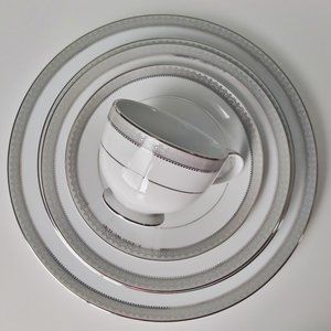 Mikasa PLatinum Crown Fine China 5pc Set (2 of 2 Sets)